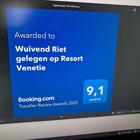 Wuivend Riet Gelegen Op Resort Venetie Giethoorn Exterior photo